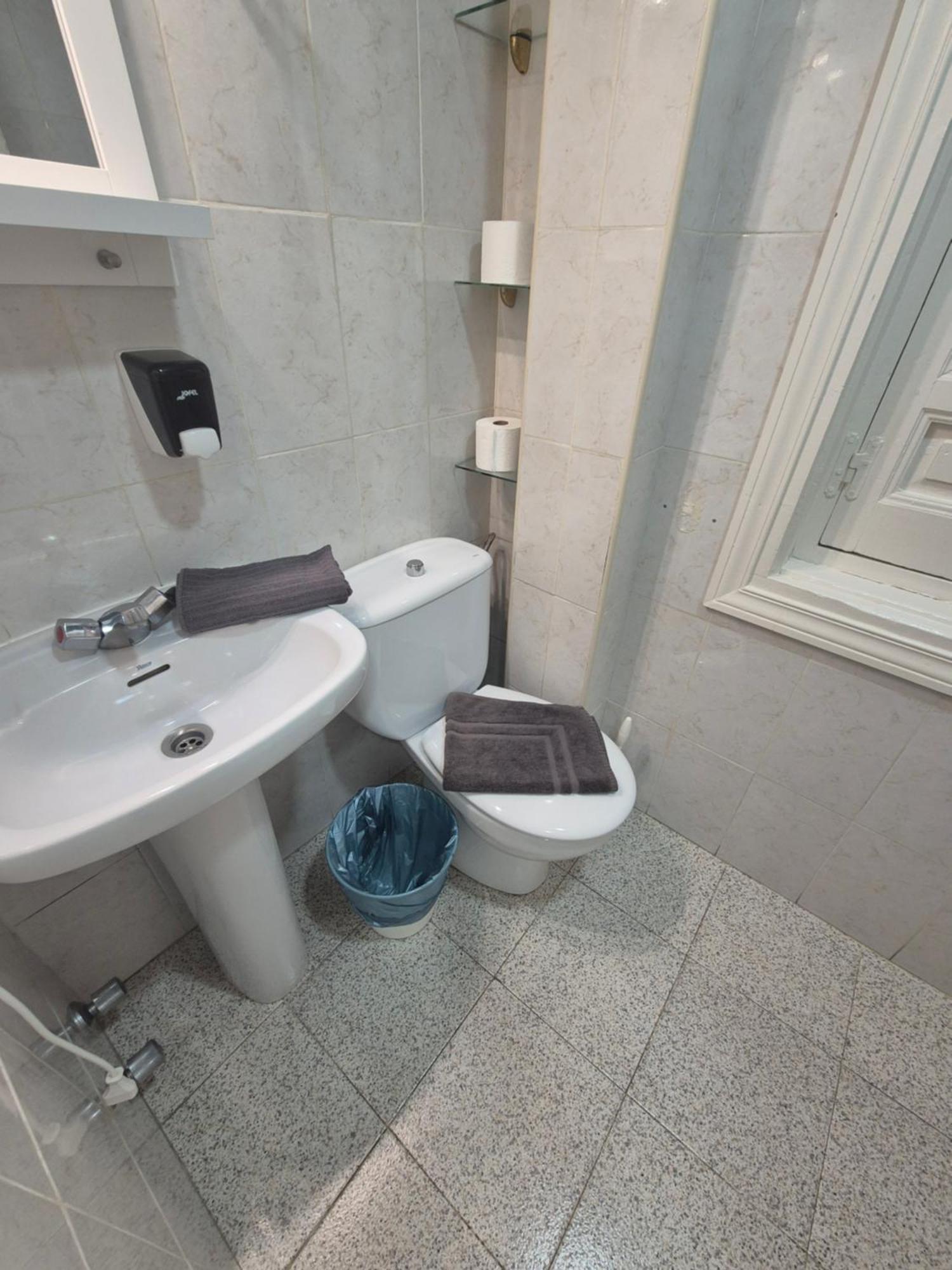 Estudio 504 M-15 Madrid Extérieur photo