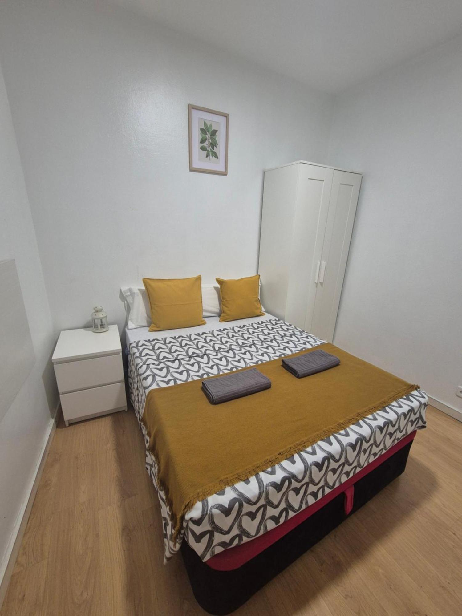 Estudio 504 M-15 Madrid Extérieur photo