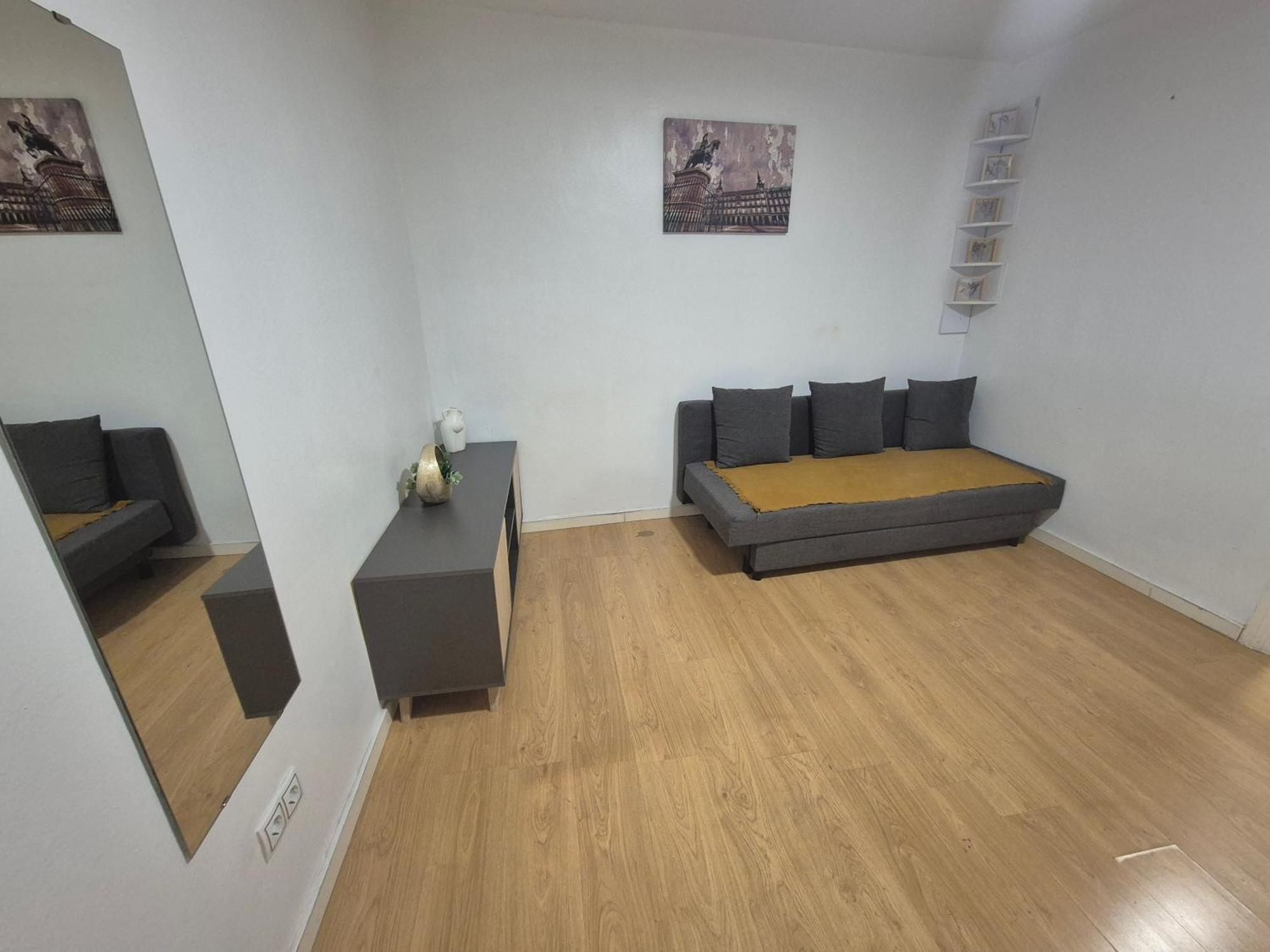 Estudio 504 M-15 Madrid Extérieur photo