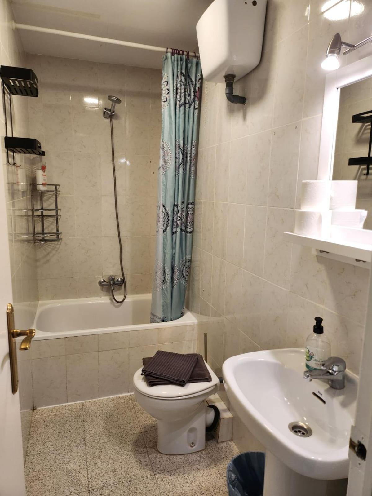 Estudio 504 M-15 Madrid Extérieur photo