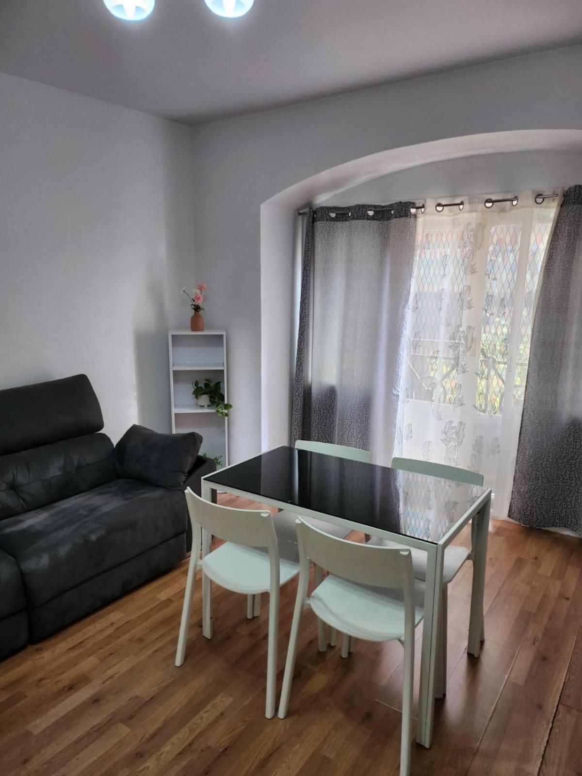 Estudio 504 M-15 Madrid Extérieur photo