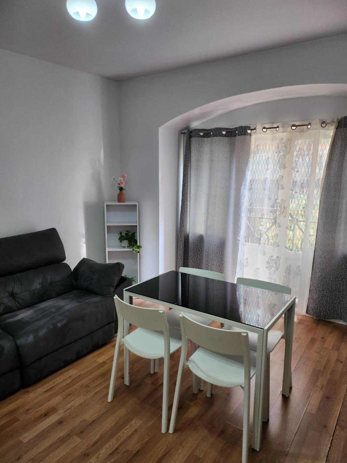 Estudio 504 M-15 Madrid Extérieur photo